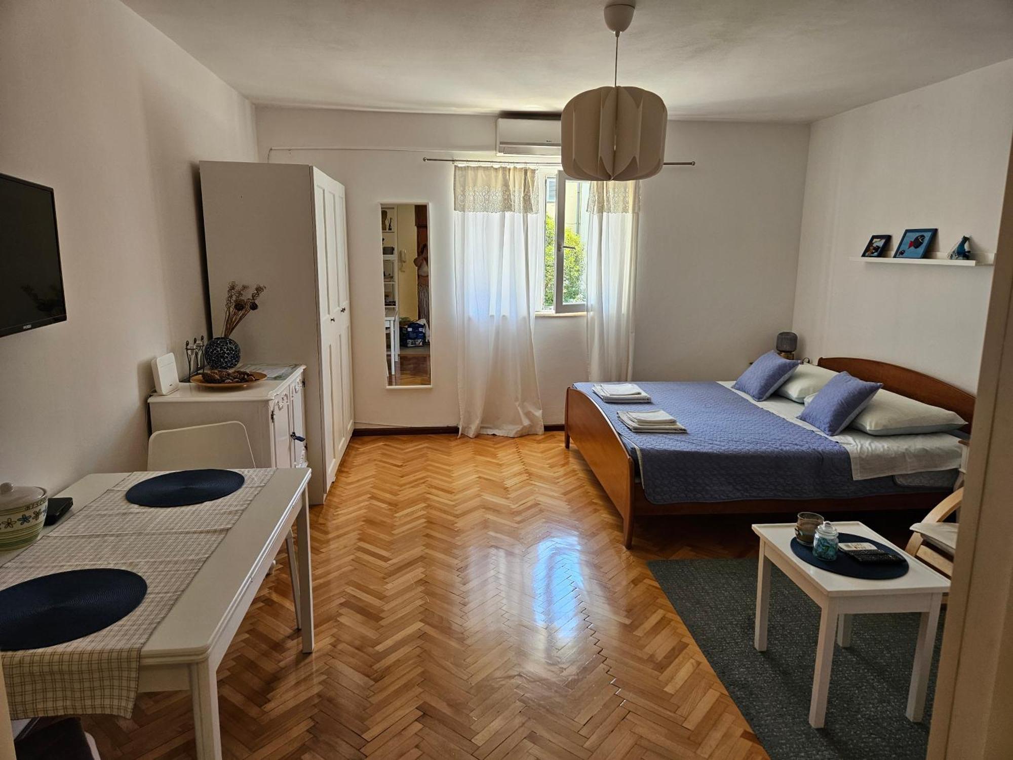 Beautiful Cozy Apartment Jug In Nice Neighbourhood. Spalato Esterno foto